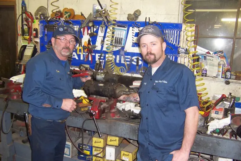 dakota battery owners tom and casey